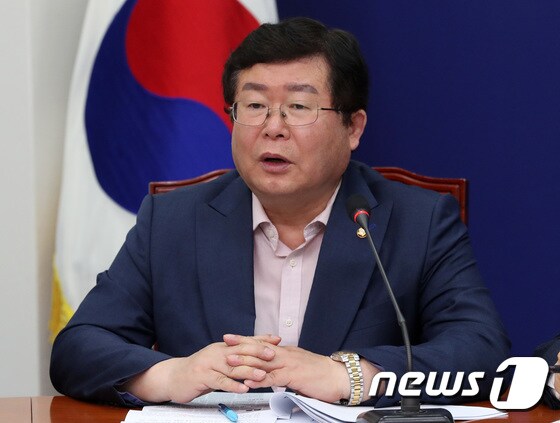 설훈 더불어민주당 의원. © News1 박세연 기자