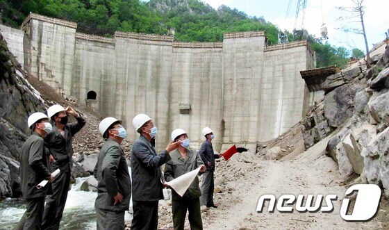 노동신문, 함경북도 어랑천 인근 물길·댐 건설 조명