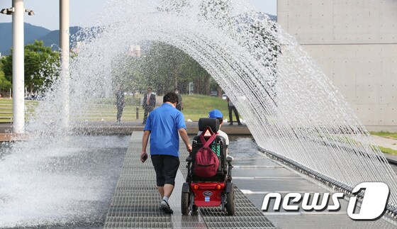 최중증장애인 활동지원서비스 자료 사진.2020.6.17/뉴스1 © News1