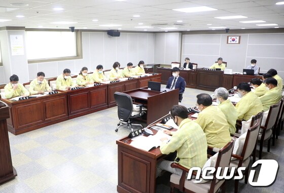 수원시의회 예산결산특별위원회 회의 모습. © 뉴스1