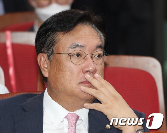 정진석 국민의힘 의원. 2020.7.16/뉴스1 © News1 신웅수 기자