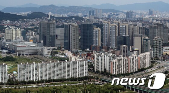  서울 용산구 일대 아파트 모습. 2020.7.3/뉴스1 © News1 송원영 기자