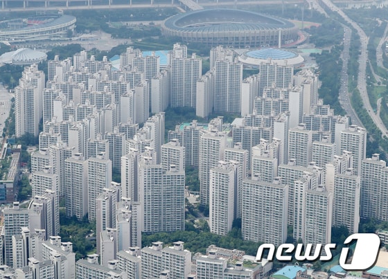  서울 아파트 전경.© News1 김진환 기자