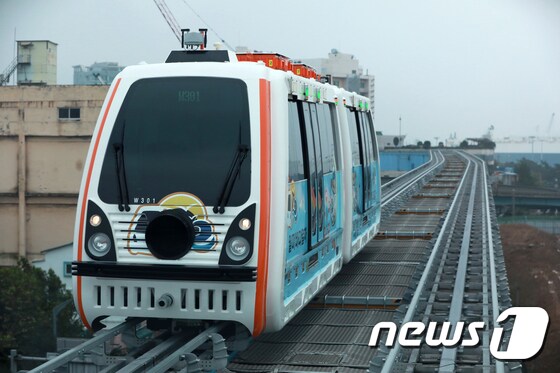 월미바다열차/뉴스1 © News1 정진욱 기자