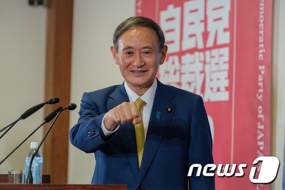 스가 요시히데 일본 자민당 총재 <자료사진> © 로이터=뉴스1