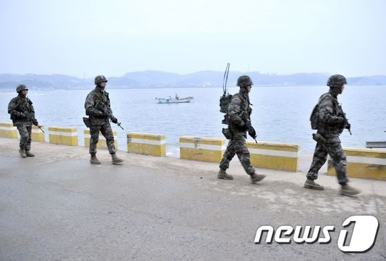 22일 소연평도 인근 해상에서 실종됐던 민간인이 북한의 총을 맞고 사망한 사건이 발생했다.  © AFP=뉴스1