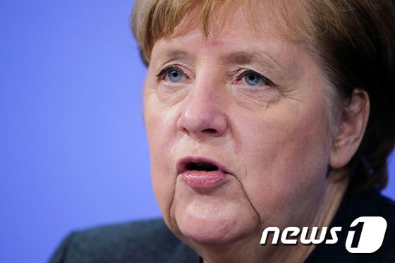 앙겔라 메르켈 독일 총리가 코로나19 관련 기자회견을 하고 있다. © AFP=뉴스1 © News1 우동명 기자