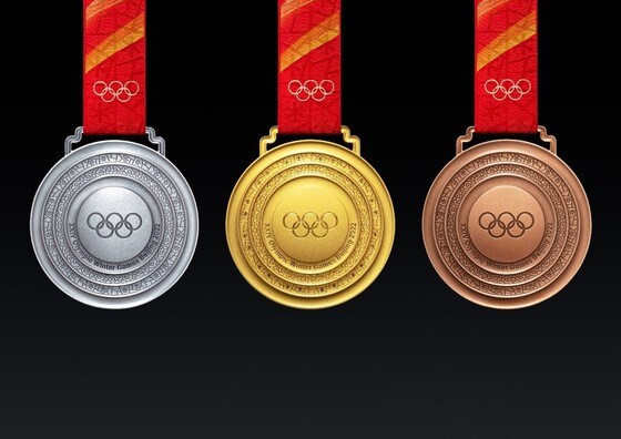 2022 베이징 동계올림픽 메달 디자인.(2022 베이징 동계올림픽 조직위원회 홈페이지 캡처) © 뉴스1