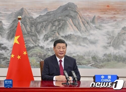 시진핑 중국 국가주석이 지난달 30일 G20 정상회의에 영상 메시지를 보내고 있다(중국 외교부 홈페이지 갈무리)© 뉴스1