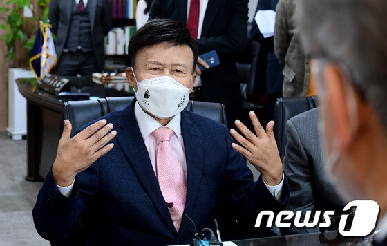 김원웅 광복회장. 2021.11.1/뉴스1 © News1 국회사진취재단