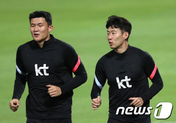 축구 대표팀의 손흥민(왼쪽)과 김민재. /뉴스1 © News1 이성철 기자