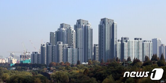 서울 서초구 일대 아파트 단지의 모습. 2021.11.3/뉴스1 © News1 김진환 기자