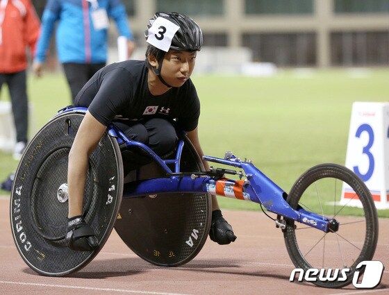 2021 바레인 장애인아시아청소년경기대회에 나선 육상 김병훈. (대한장애인체육회 제공) © 뉴스1