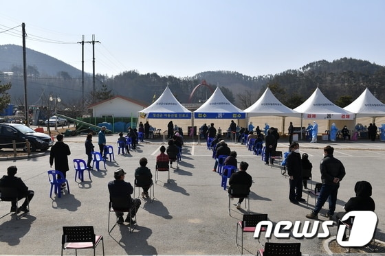 강원 정선군 이동선별진료소.(정선군 제공)© 뉴스1
