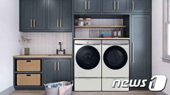 삼성전자의 미국향 세탁기·건조기 신제품 라이프 스타일 모습. (삼성전자 제공)/뉴스1