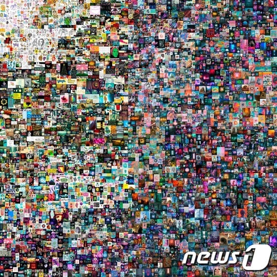 지난 10일 크리스티 경매시장에서 6930만달러에 팔린 비플의 디지털 작품 '매일: 최초 5000일' © AFP=뉴스1 © News1