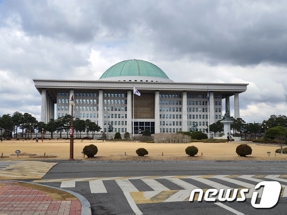 국회의사당 전경 2021.3.2/뉴스1 © News1 정윤미 기자