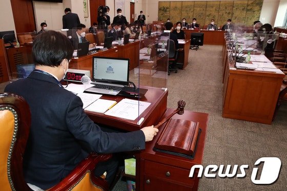 국회 문화체육관광위원회 전체회의 2021.3.3/뉴스1 © News1 신웅수 기자