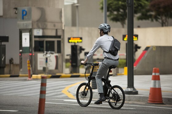 자전거로 출퇴근하는 자출족의 모습. 삼천리자전거 제공