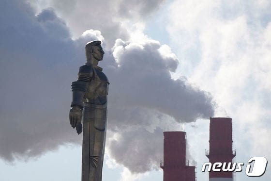 러시아 모스크바에 위치한 인류 최초 우주 비행사 유리 가가린 동상. © AFP=뉴스1 © News1 원태성 기자