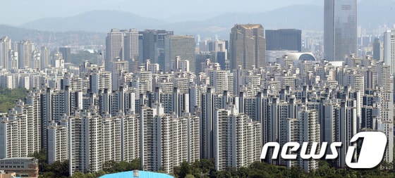 서울 강남3구 아파트 단지 모습. 2021.5.19/뉴스1 © News1 임세영 기자