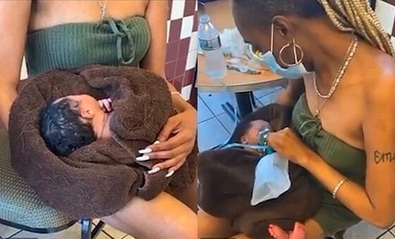 알리스 스콧은 아기의 숨을 확인했고, 경찰관으로부터 건네 받은 산소 호흡기를 아기에게 갖대 댔다. (ABC7 갈무리) © 뉴스1