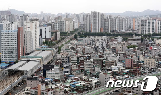 서울의 한 노후 주거지 밀집 지역(자료사진) 2021.5.26/뉴스1 © News1 이재명 기자