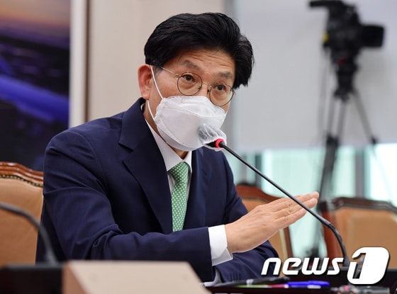 노형욱 국토교통부 장관 2021.5.4/뉴스1 © News1 구윤성 기자