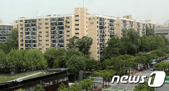 서울 강남구 압구정 현대아파트 모습. © News1 박세연 기자