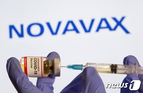 노바백스.가 개발 중인 코로나19 백신 후보 물질. © 로이터=뉴스1 자료 사진