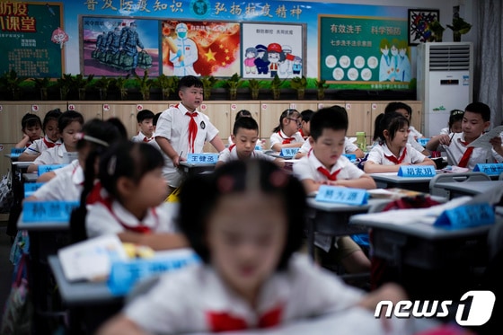중국 교육부가 사교육 단속을 강화한다 © 로이터=뉴스1 © News1 정윤영 기자
