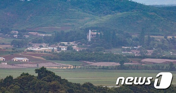 北 전원회의 대미 '대화·대결 모두 준비'