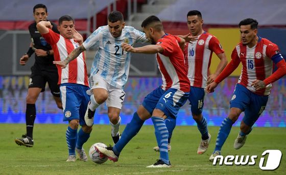 아르헨티나가 코파 아메리카 2021에서 파라과이를 꺾고 조 선두를 달리고 있다. © AFP=뉴스1