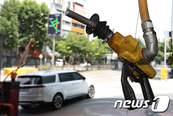 서울 한 주유소의 모습.  2021.6.27/뉴스1 © News1 송원영 기자