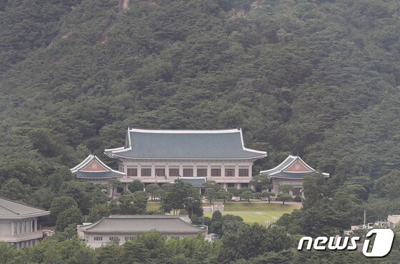 도심에서 바라본 청와대 전경.  2021.7.14/뉴스1 © News1 박정호 기자