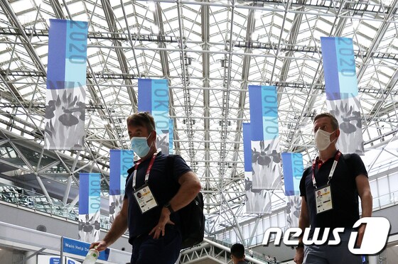 2020 도쿄올림픽 개막을 나흘 앞둔 19일 오전 일본 도쿄올림픽 미디어프레스센터(MPC)에서 취재진들이 분주한 모습을 보이고 있다. 2021.7.19/뉴스1 © News1 이재명 기자