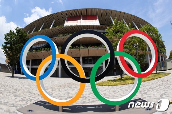 도쿄올림픽에는 각국 선수단 취재진을 비롯해 5만여명이 참가할 예정이다. © 로이터=뉴스1 © News1 정윤영 기자