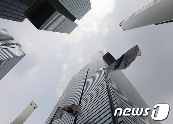 사진은 이날 서울 서초구 삼성전자 서초사옥의 모습. 2021.7.29/뉴스1 © News1 신웅수 기자