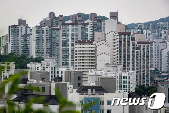 5일 서울시내 아파트 단지 모습. 2021.7.5/뉴스1 © News1 유승관 기자