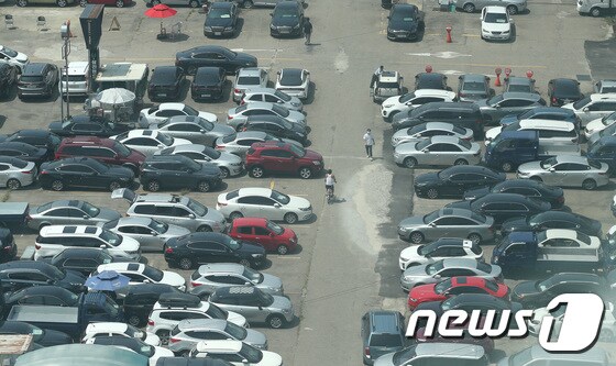 서울 성동구 장안평 중고차 매매시장 모습.  /뉴스1 © News1 임세영 기자