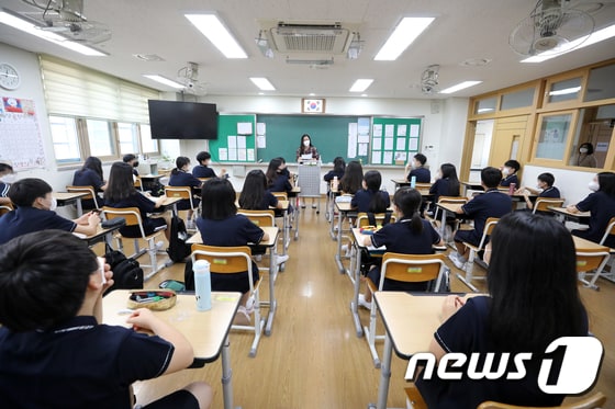 한 중학교 교실 모습. (사진은 기사 내용과 무관함) /뉴스1 © News1 이승배 기자