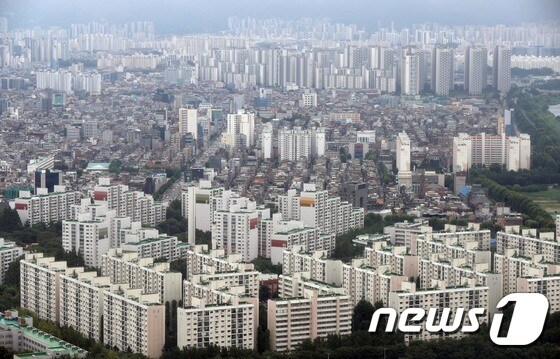 임대차법 시행 1년 '아파트 전셋값 1억3551만원 상승'