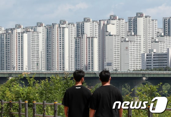 서울 송파구 잠실의 아파트 단지. © News1 구윤성 기자