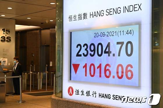 홍콩 항셍지수가 4% 하락했다. © AFP=뉴스1 © News1 정윤영 기자