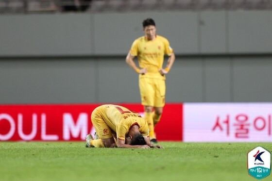 선수 교체 횟수를 초과한 광주FC가 몰수패를 당했다.(한국프로축구연맹 제공)© 뉴스1