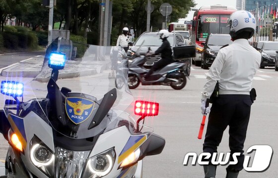 인천경찰 '배달 오토바이 교통위반 단속'