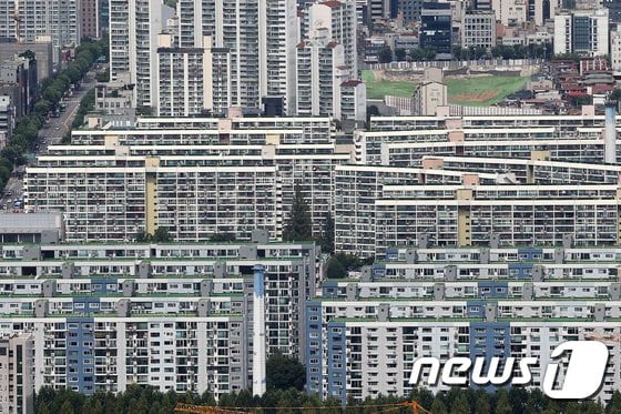 서울 강남구 일대 아파트 단지의 모습. © News1 조태형 기자