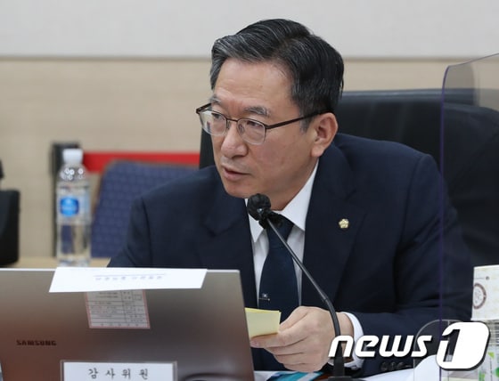 정성호 더불어민주당 의원.2022.10.14/뉴스1 © News1 김영운 기자