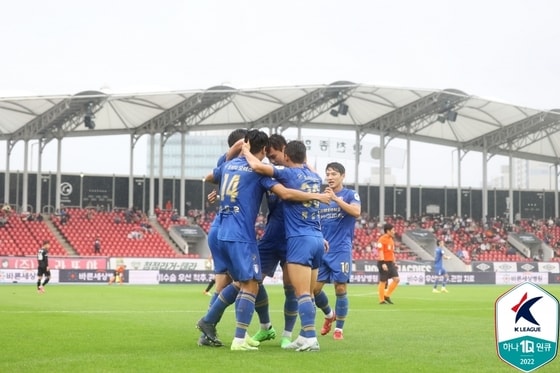  수원이 성남을 2-0으로 이겼다.(한국프로축구연맹 제공)