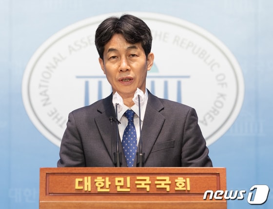 윤건영 더불어민주당 의원./뉴스1 © News1 이재명 기자